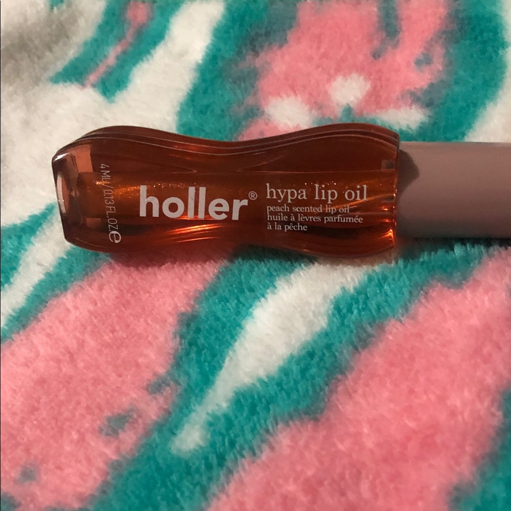 holler Hypa Lip Oil in Peach - Shiny Amber Tube